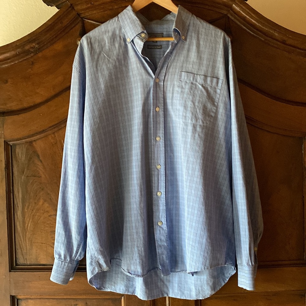 Men's Light Blue Long Sleeve Button Down Shirt